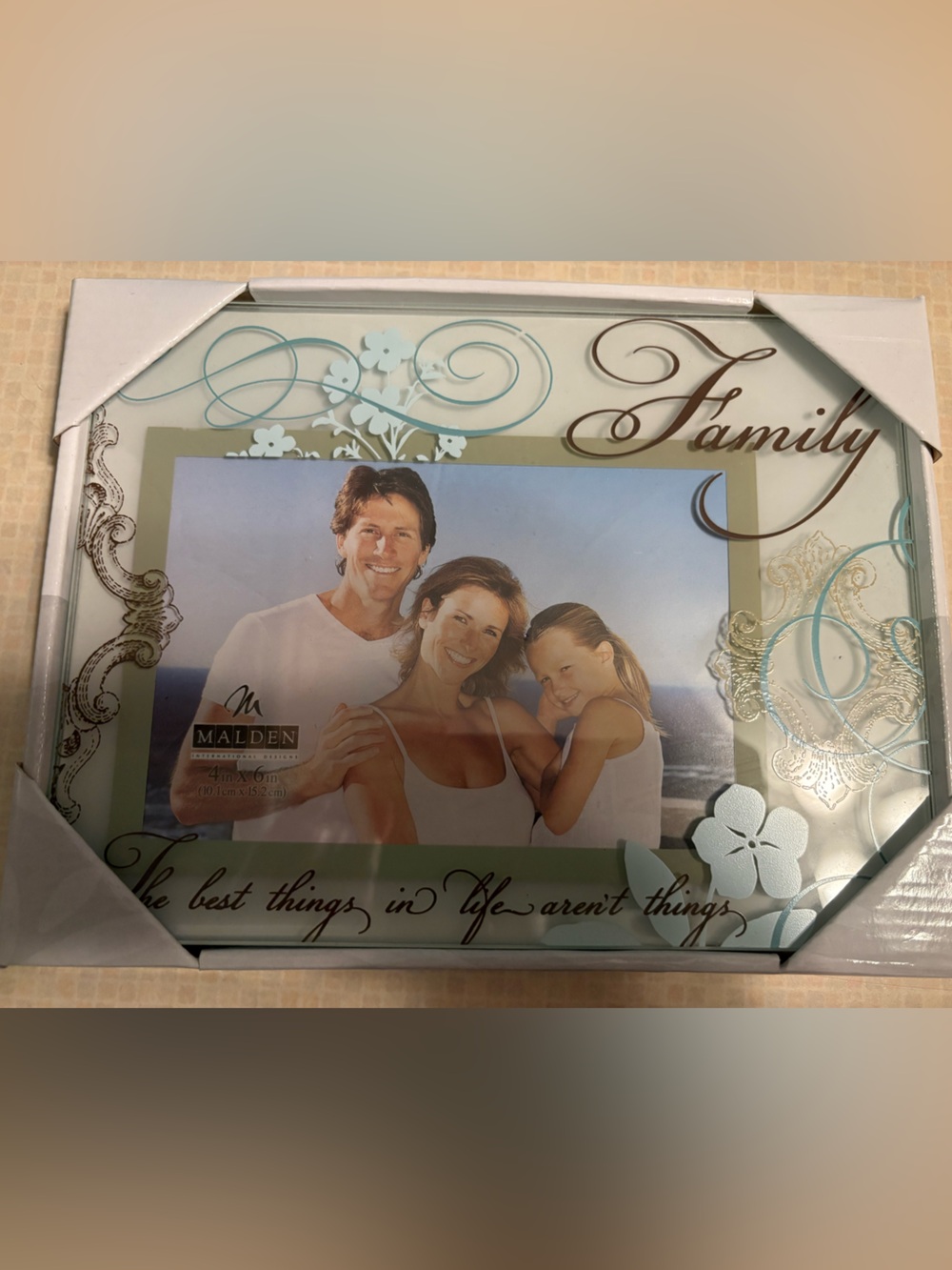New! Family 4x6 frame